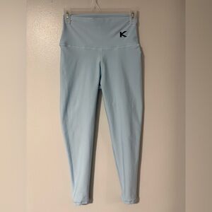 Women Light Blue Leggings The size says U. It seems like a small size.